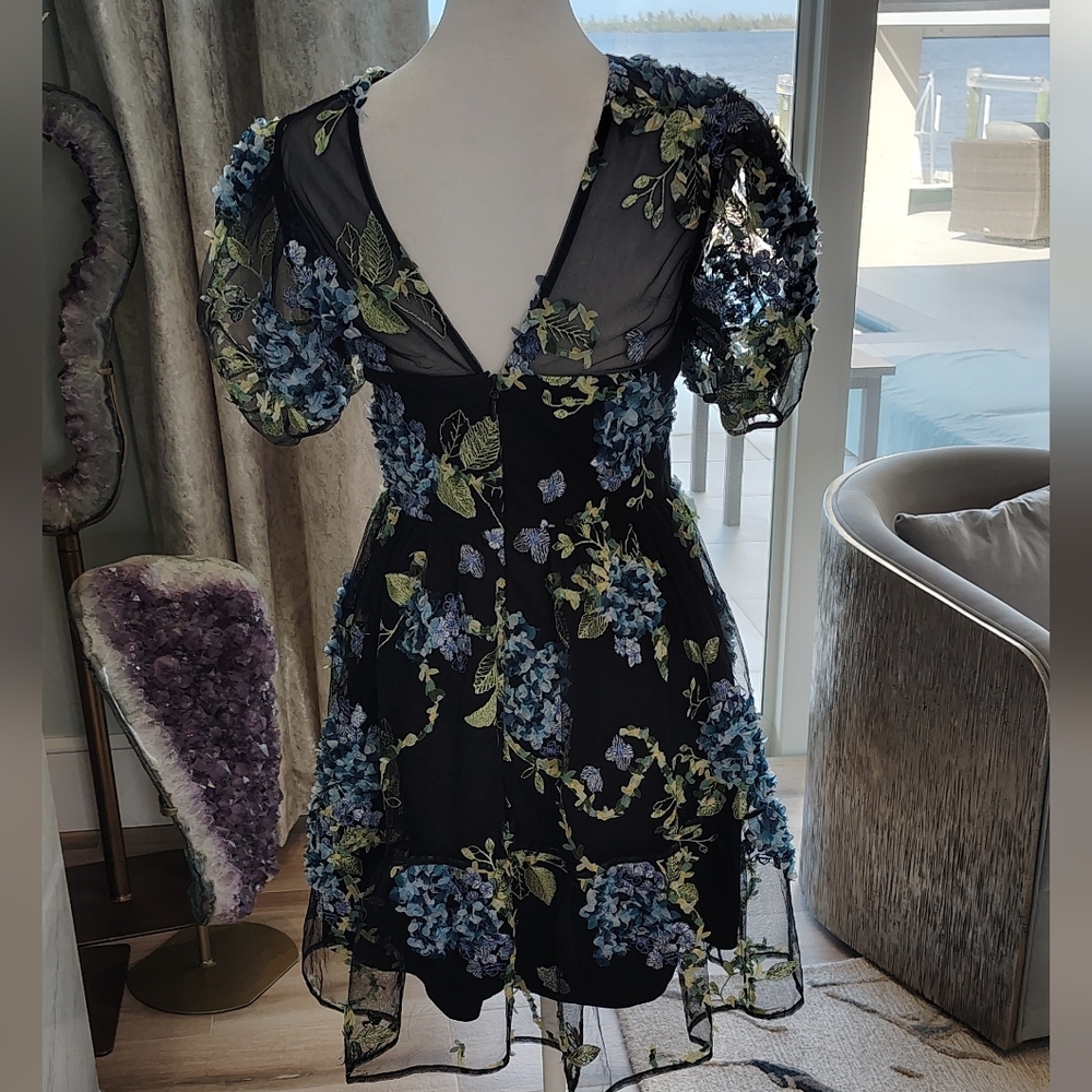 Dress the Population Black and Blue Floral Mini Dress - Picture 4 of 11